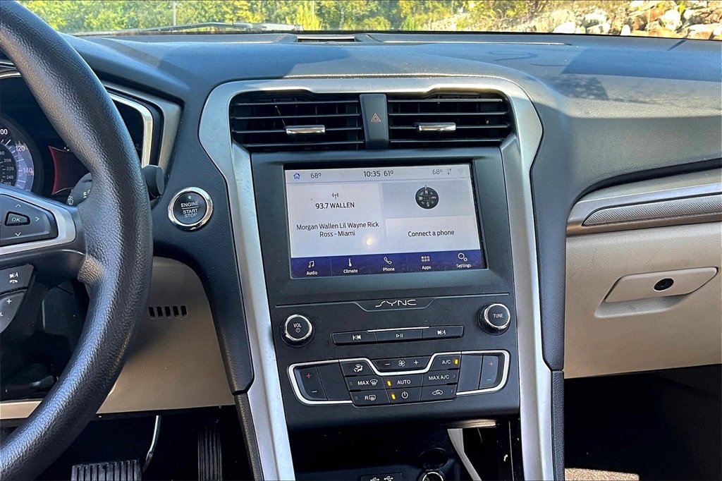 Used 2020 Ford Fusion SE w/ Fleet SE Value Package image 25