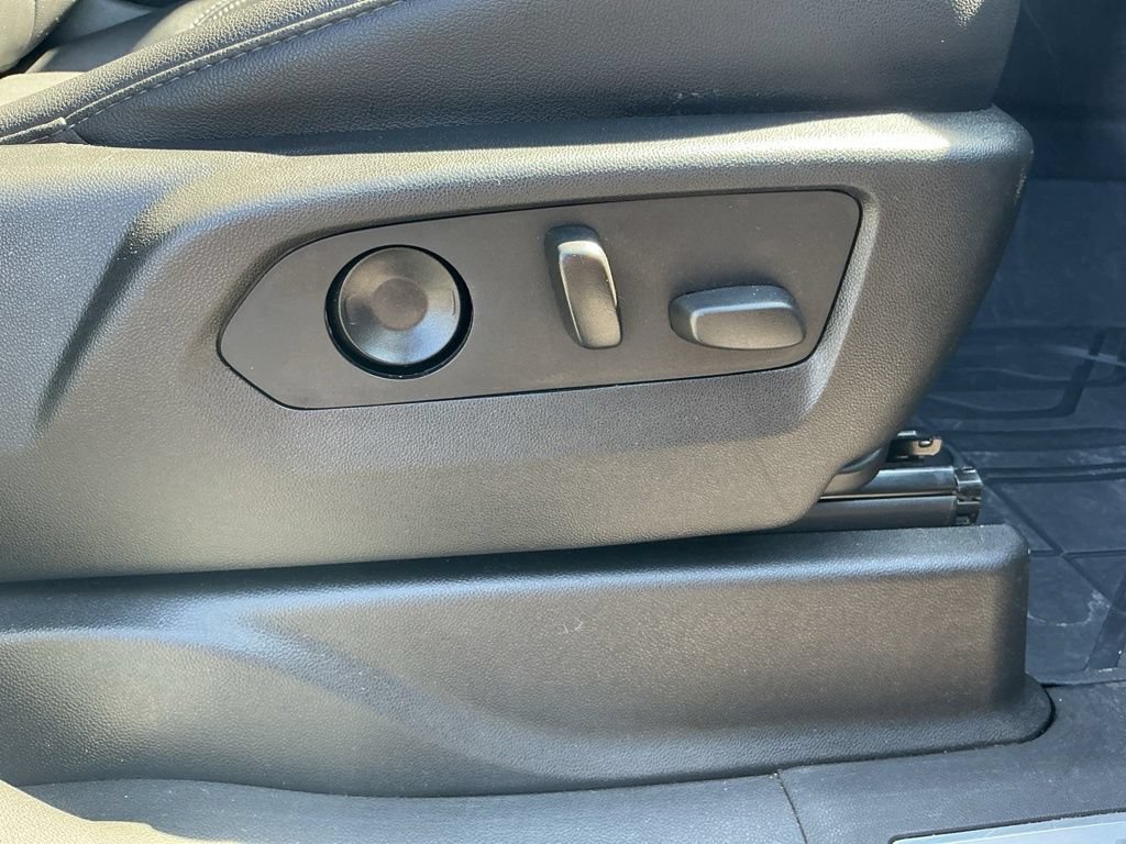 Used 2021 Chevrolet Tahoe LT AWD/4WD image 21