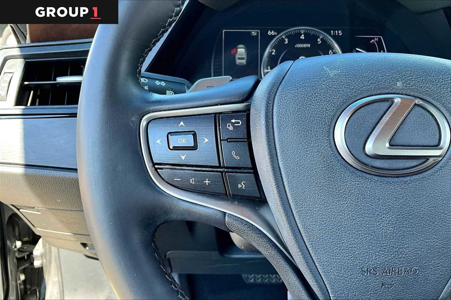 Certified 2024 Lexus ES 350 w/ Premium Package image 22