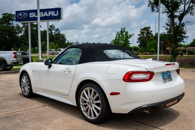 Used 2020 FIAT 124 Spider Lusso w/ Convenience Group RWD image 31