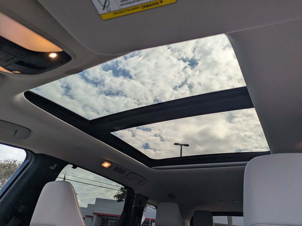 New 2026 INFINITI QX60 Luxe w/ Cargo Package image 23