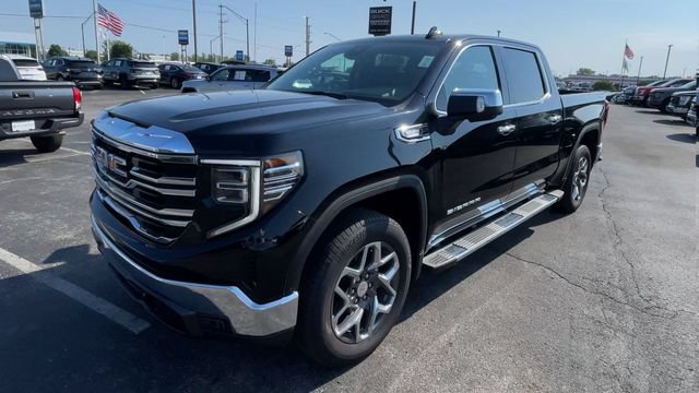 New 2026 GMC Sierra 1500 SLT w/ SLT Premium Package AWD/4WD image 6