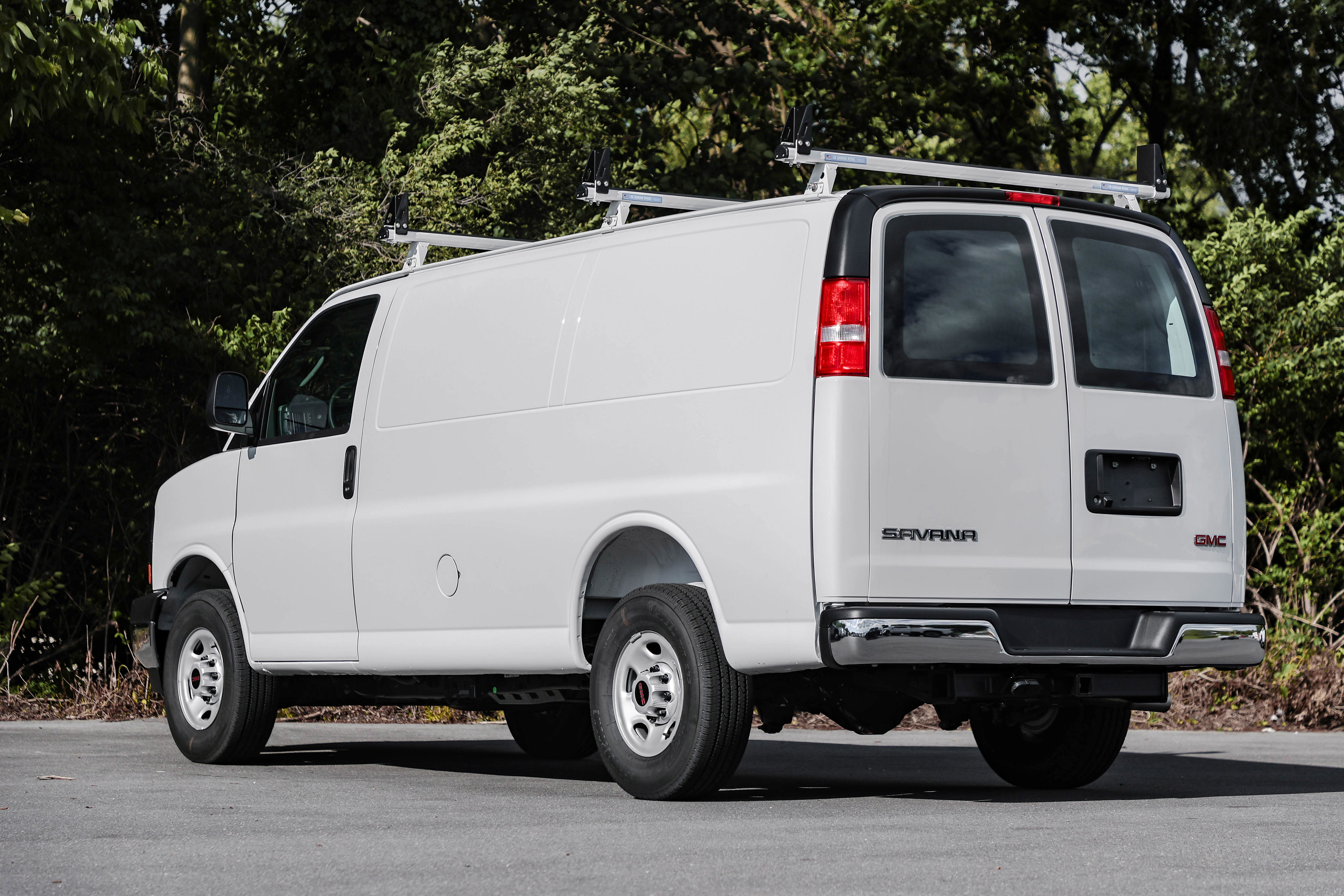 New 2025 GMC Savana 3500 w/ Driver Convenience Package image 6