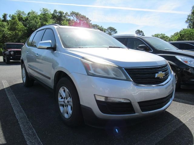 Used 2014 Chevrolet Traverse LS FWD image 1