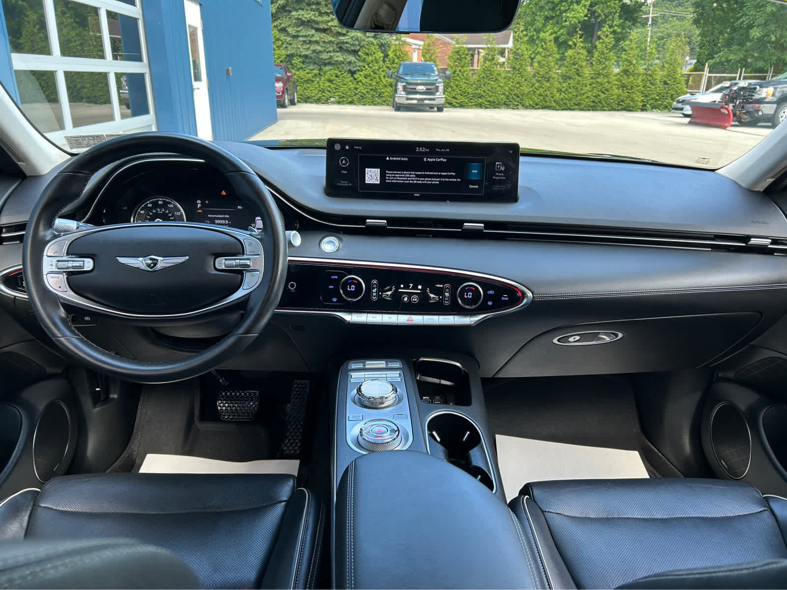 Used 2022 Genesis GV70 2.5T w/ Advanced Package AWD/4WD image 9