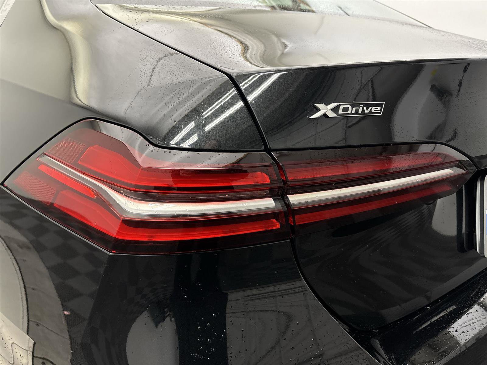 New 2026 BMW 540i xDrive w/ Premium Package image 19