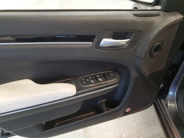 Used 2017 Chrysler 300 S w/ 300S Premium Group AWD/4WD image 12