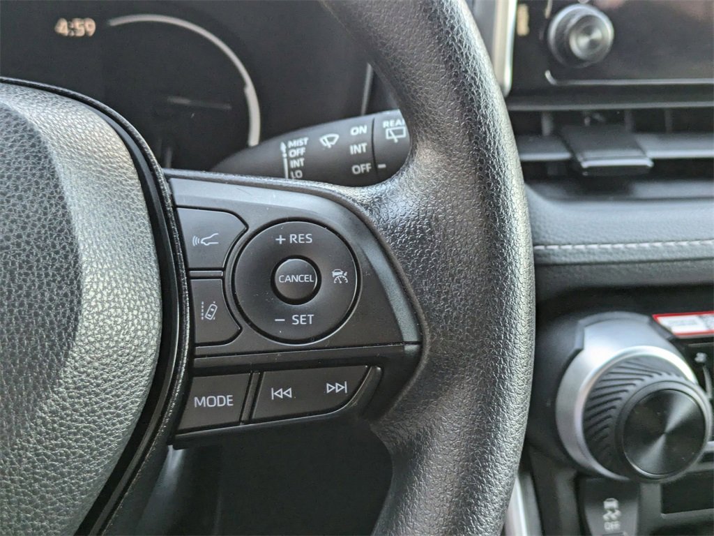 Used 2025 Toyota RAV4 LE image 21