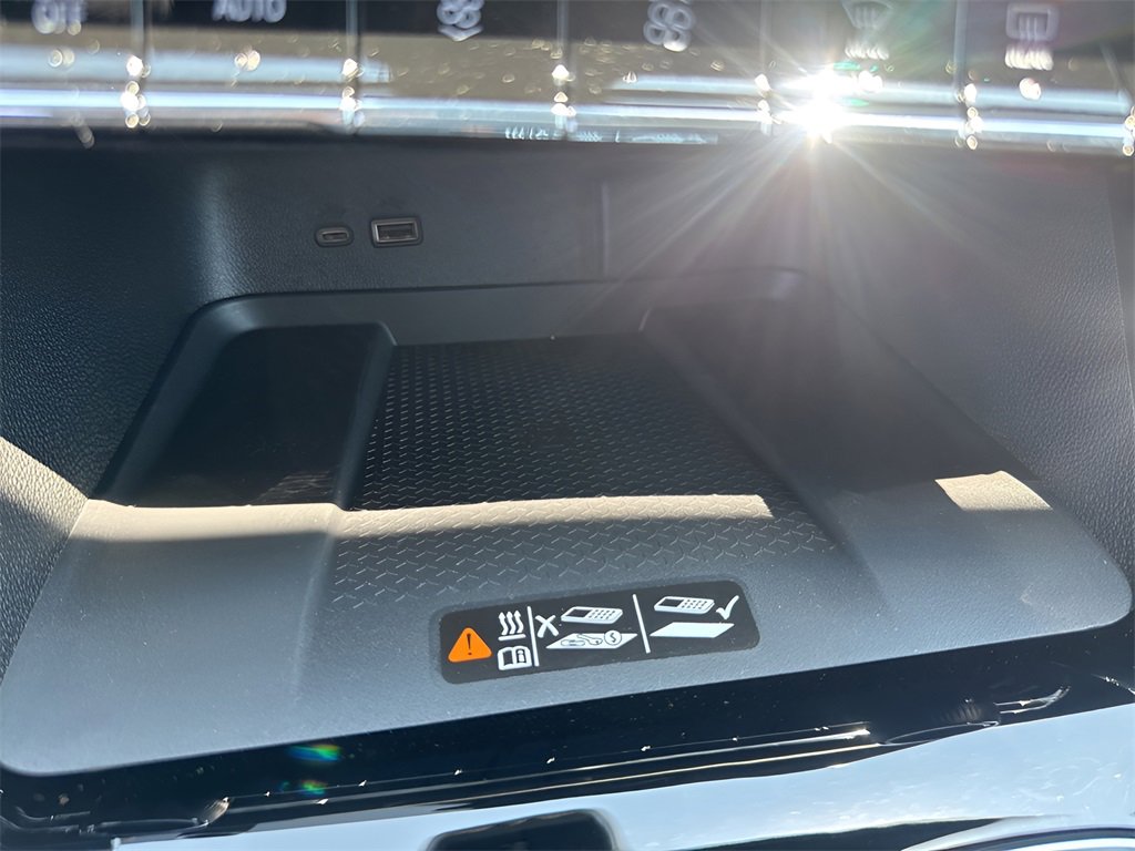 New 2025 Chevrolet Traverse LT image 22