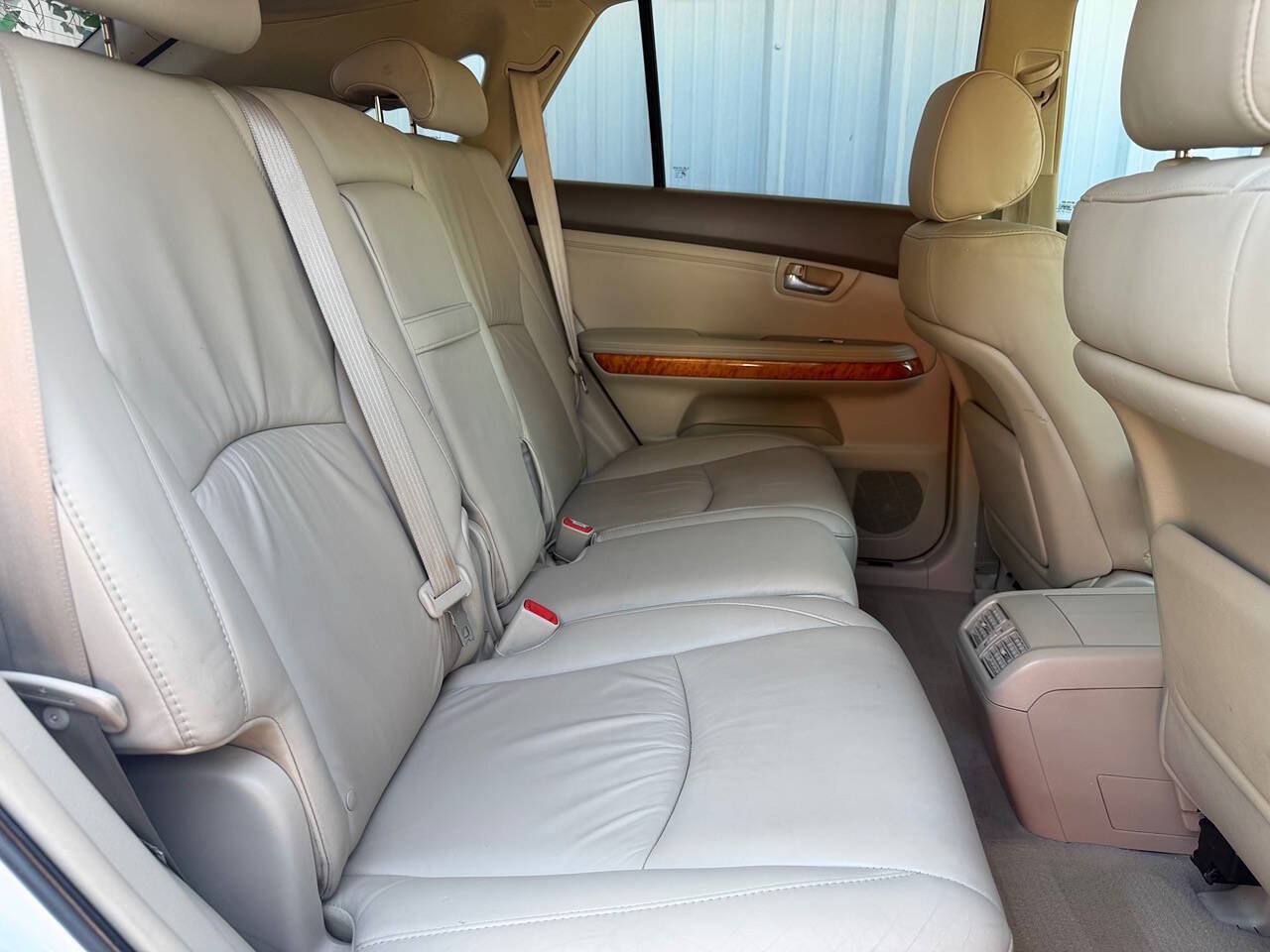 Used 2006 Lexus RX 330 FWD image 18