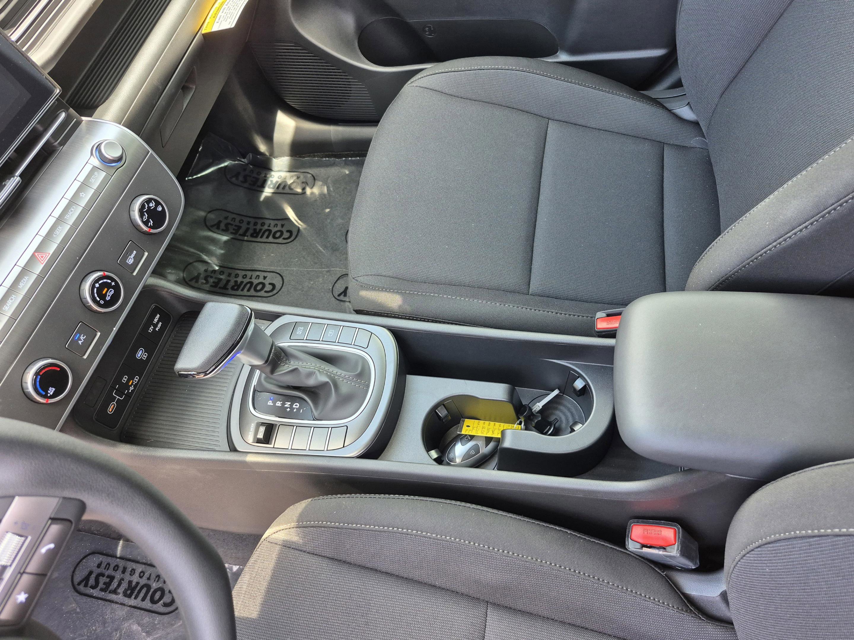 New 2026 Hyundai Kona SE FWD image 21