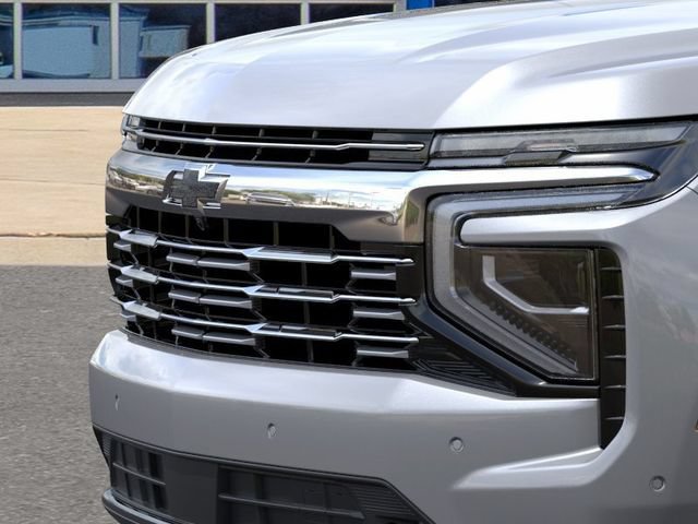 New 2026 Chevrolet Suburban Premier w/ Sun And Tow Package AWD/4WD image 16