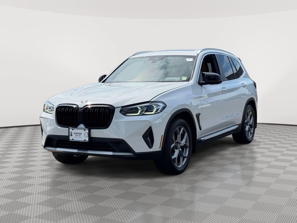 Used 2022 BMW X3 xDrive30i w/ Convenience Package AWD/4WD image 2