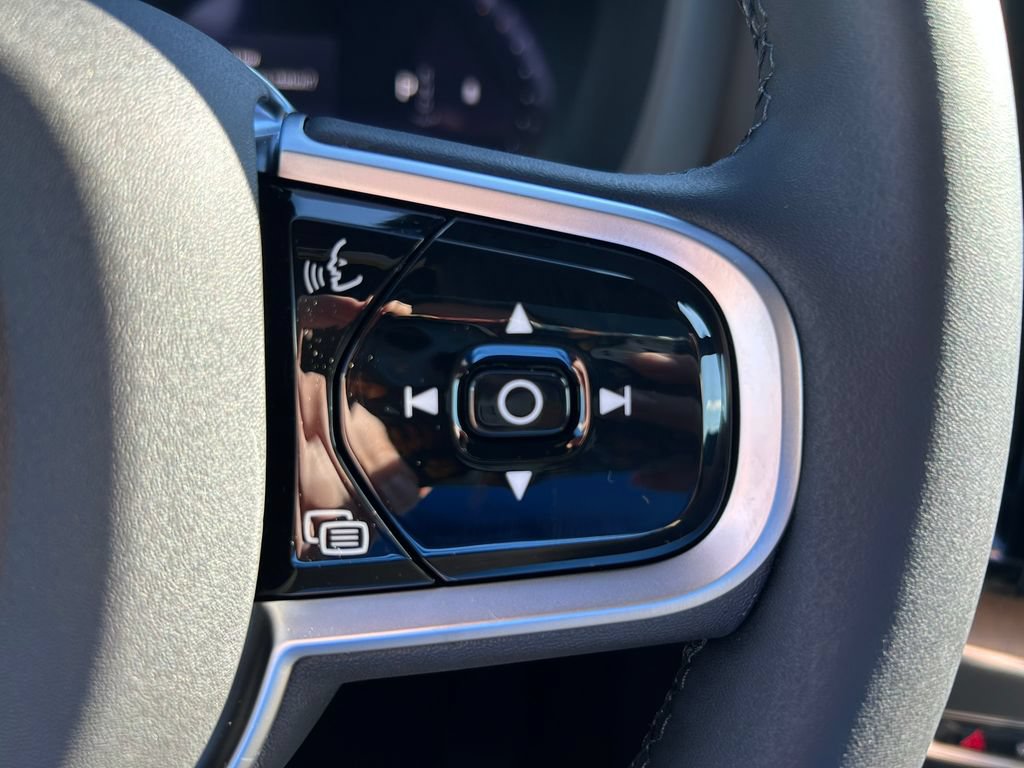 New 2026 Volvo XC60 B5 Plus w/ Climate Package AWD/4WD image 21