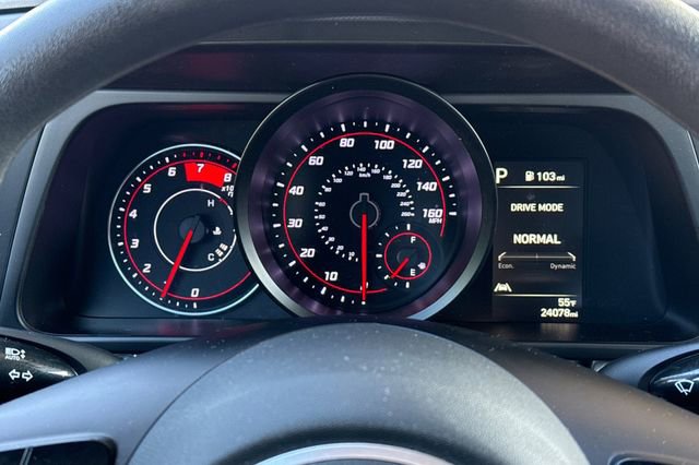 Used 2022 Hyundai Elantra SEL image 30