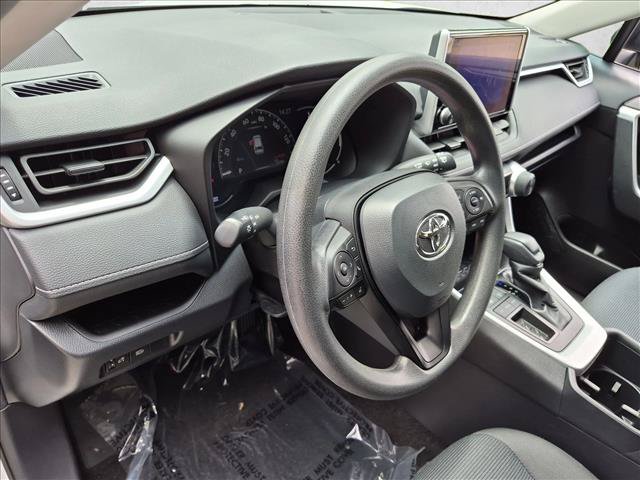 Used 2024 Toyota RAV4 LE FWD image 10