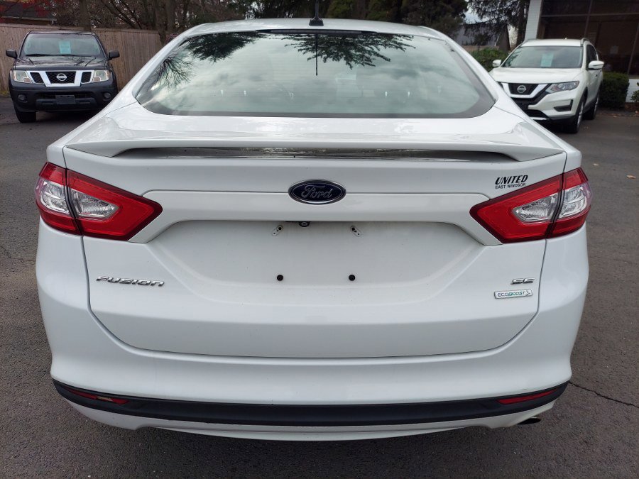 Used 2014 Ford Fusion SE image 5