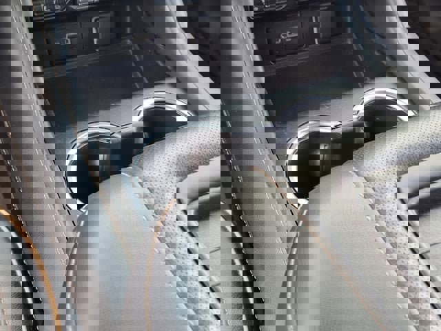 Used 2021 GMC Yukon XL AT4 w/ AT4 Premium Package image 24