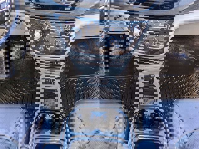 Used 2020 Chrysler Pacifica Touring-L w/ Tire & Wheel Group image 22