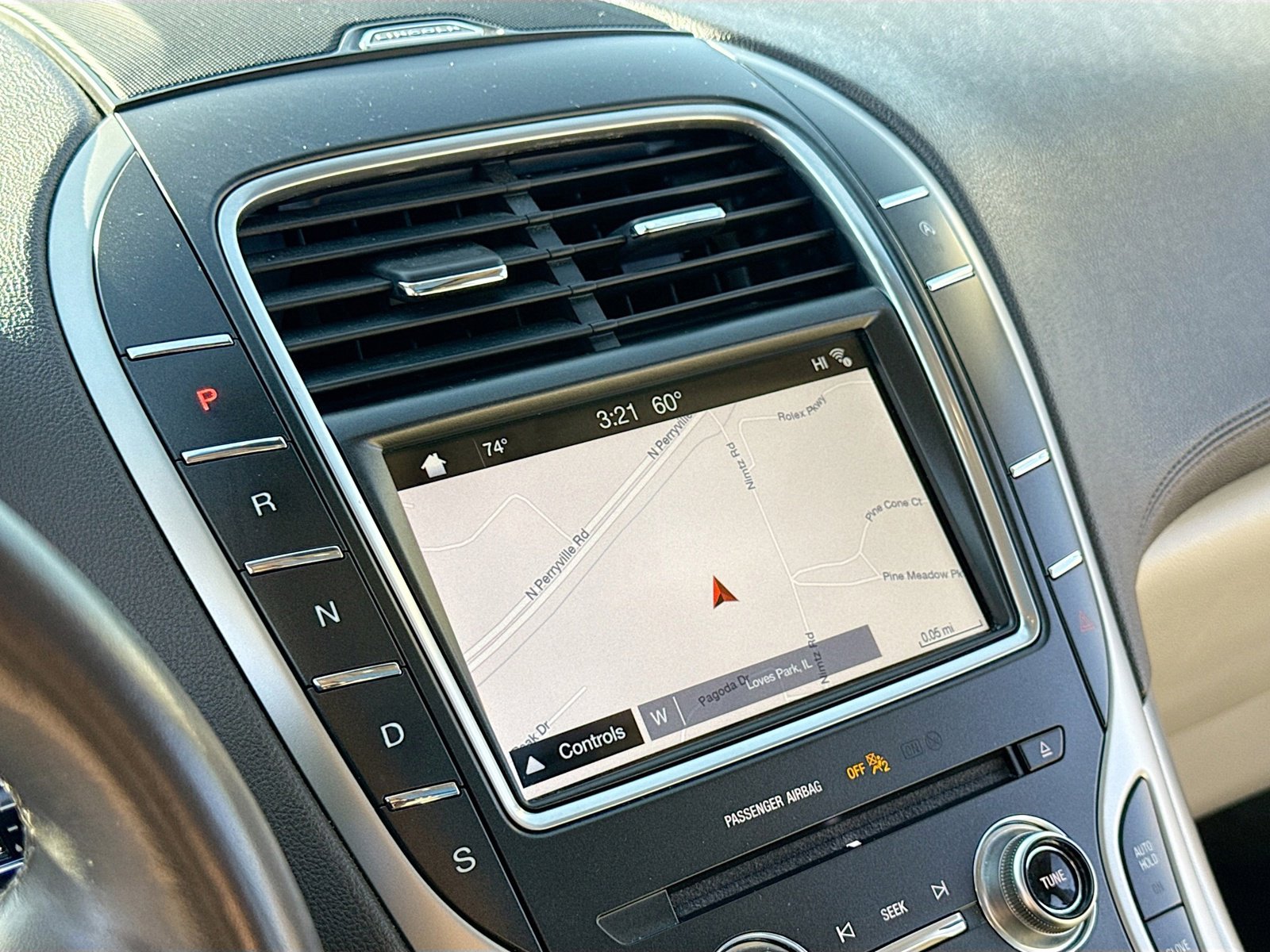 Used 2019 Lincoln Nautilus Select image 10