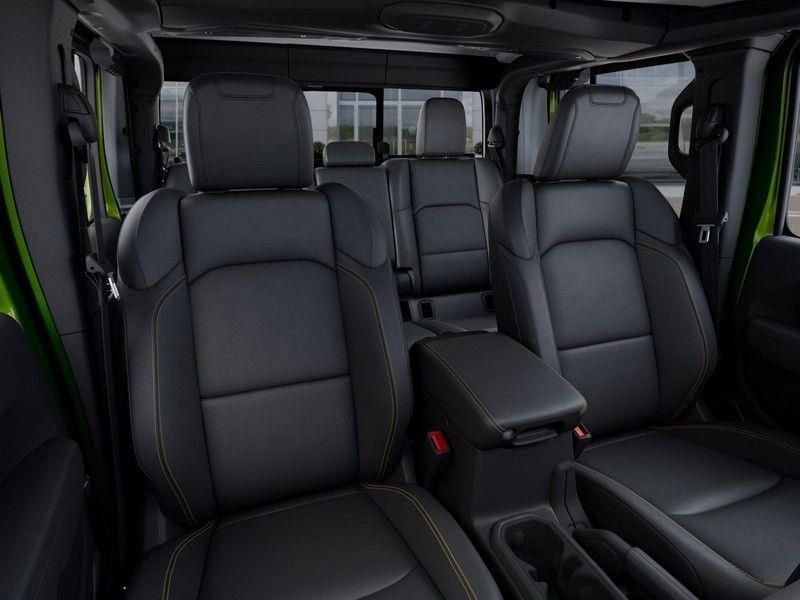 New 2025 Jeep Gladiator Sport image 16