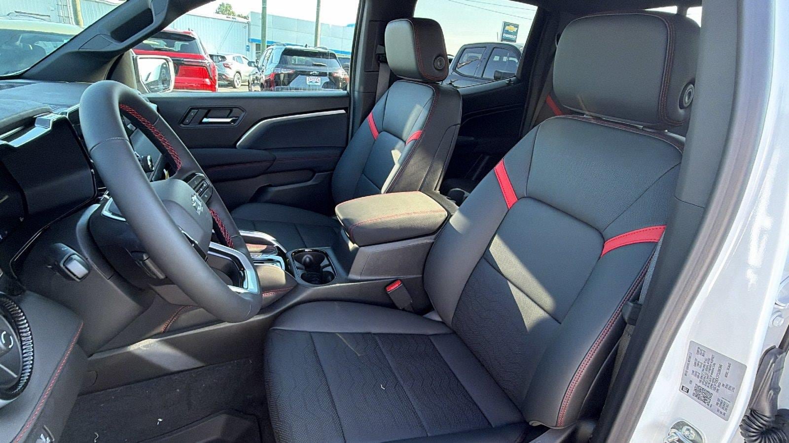 New 2026 Chevrolet Colorado Z71 w/ Technology Package AWD/4WD image 4