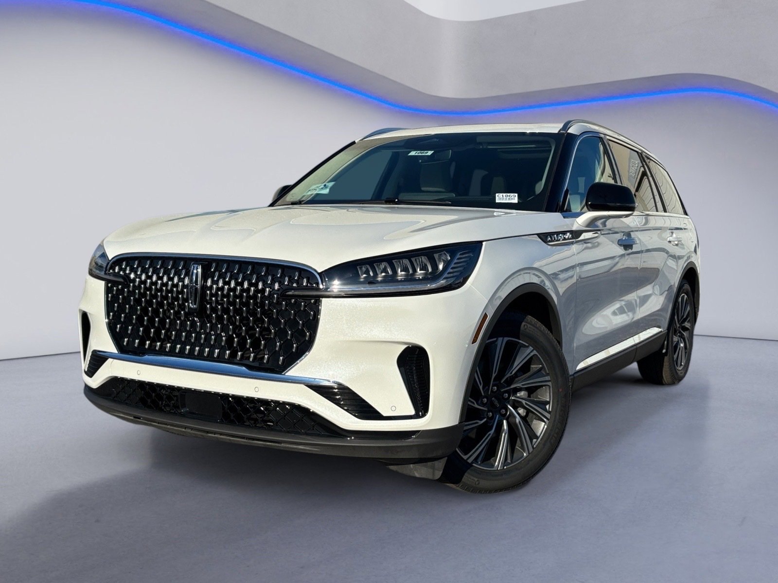 New 2025 Lincoln Aviator 2WD w/ Equipment Group 101A image 2