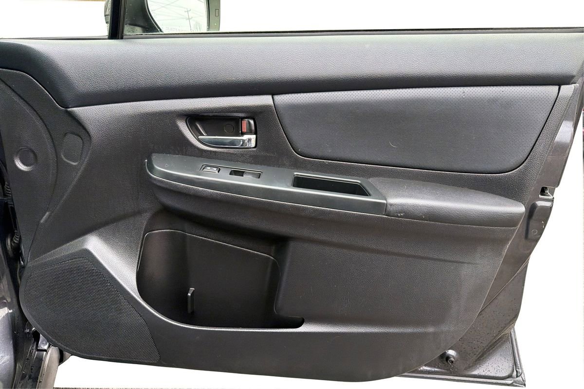 Used 2014 Subaru Crosstrek 2.0i Limited image 22