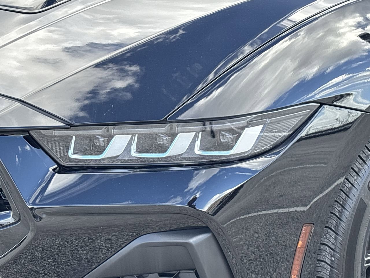 Used 2024 Ford Mustang GT Premium image 6