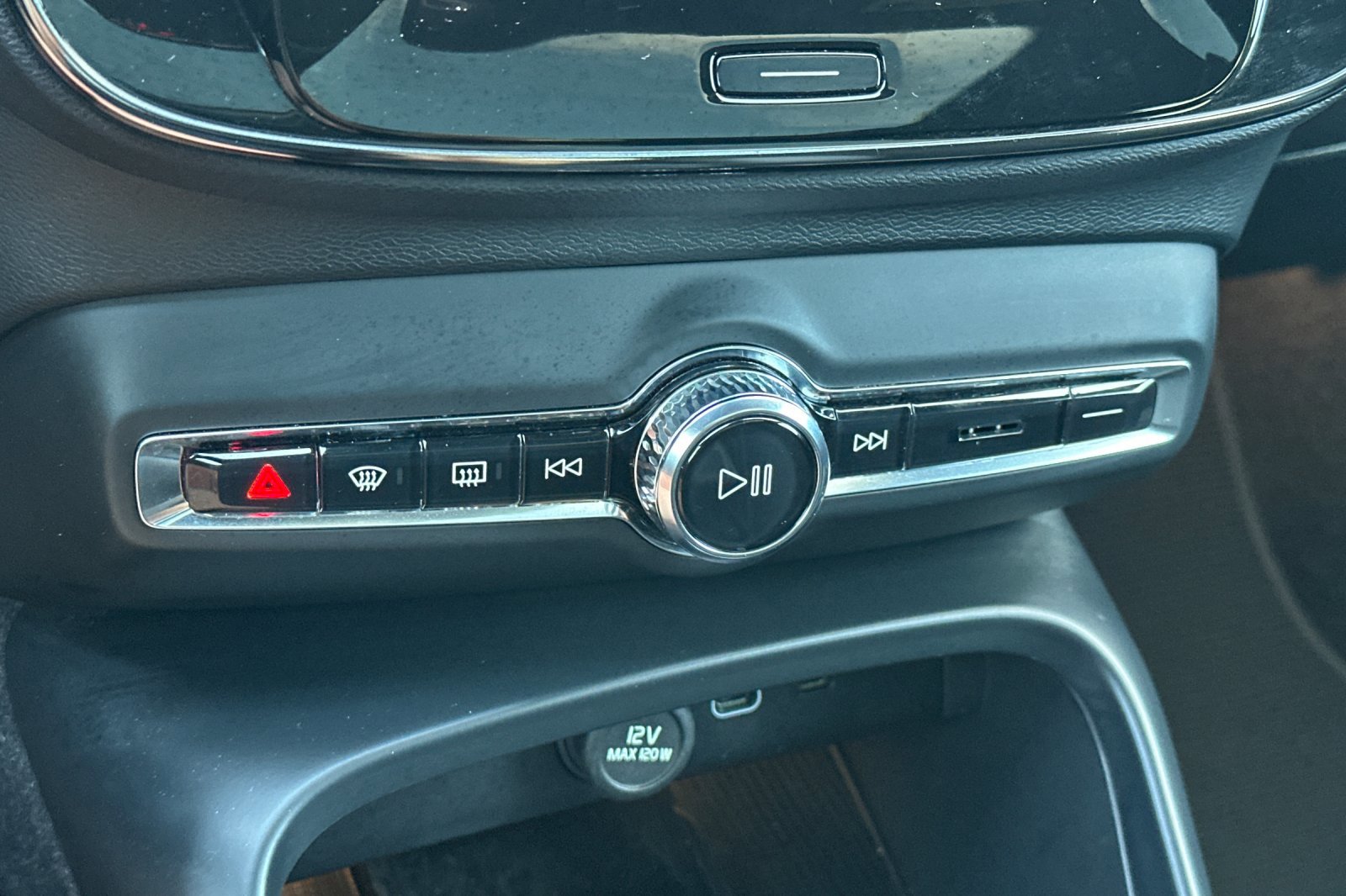 Certified 2023 Volvo C40 P8 Recharge Plus AWD/4WD image 24