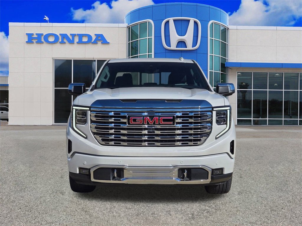 Used 2024 GMC Sierra 1500 Denali w/ Denali Reserve Package image 8