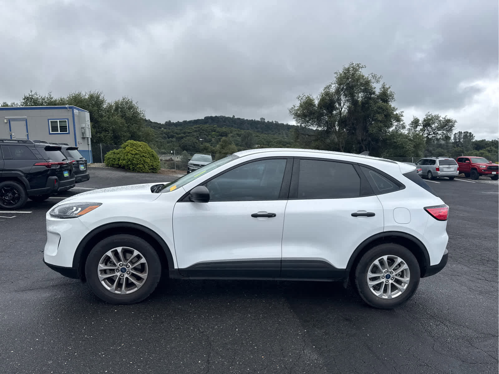 Used 2022 Ford Escape S FWD image 8