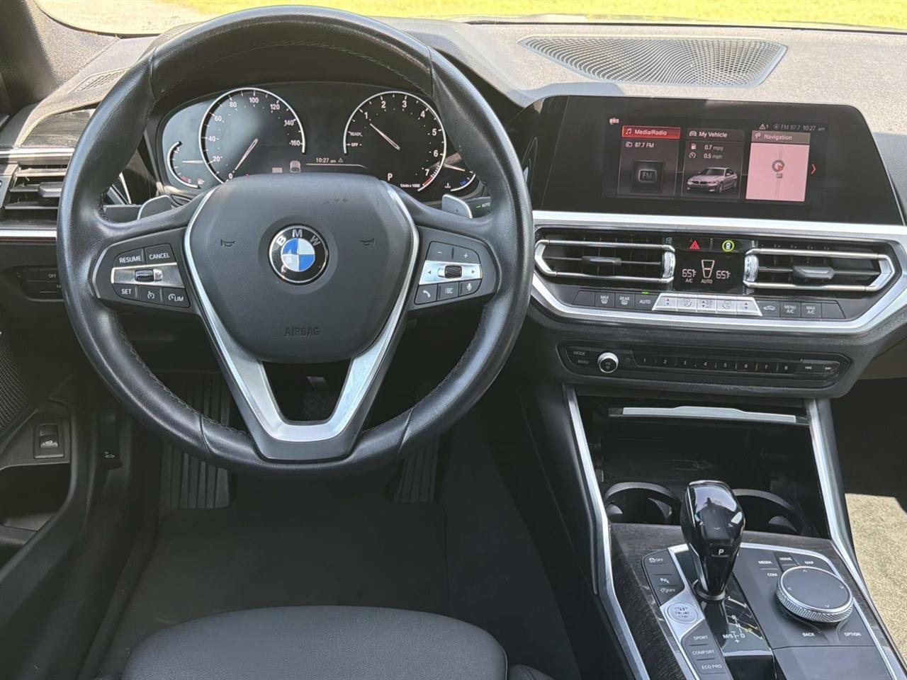 Used 2020 BMW 330i Sedan w/ Convenience Package RWD image 17