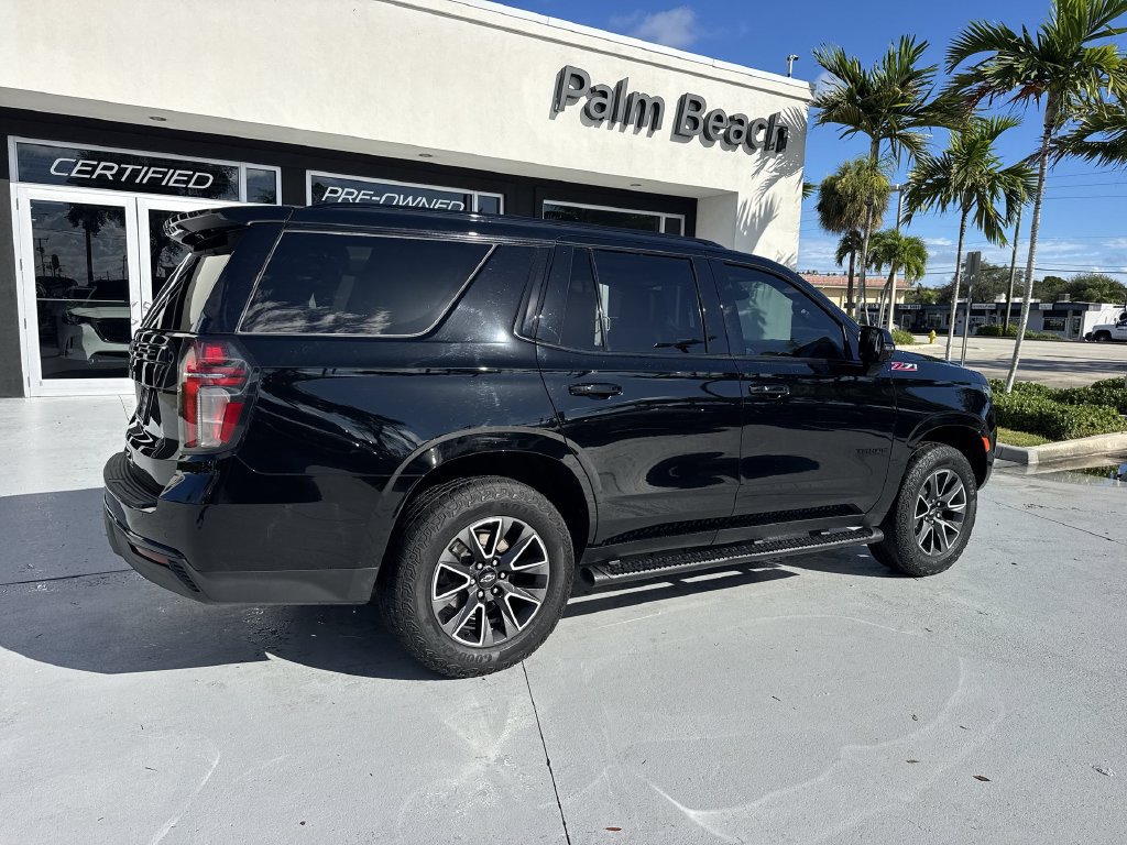 Used 2023 Chevrolet Tahoe Z71 w/ Luxury Package AWD/4WD image 4