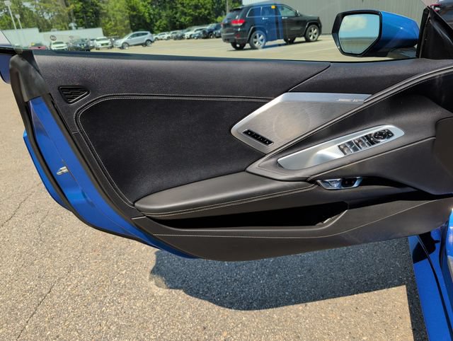 Used 2022 Chevrolet Corvette Stingray Preferred Conv w/ Z51 Performance Package RWD image 14