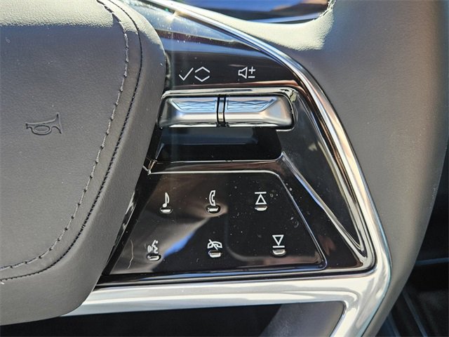 New 2025 Cadillac Escalade IQ Luxury 2 image 28