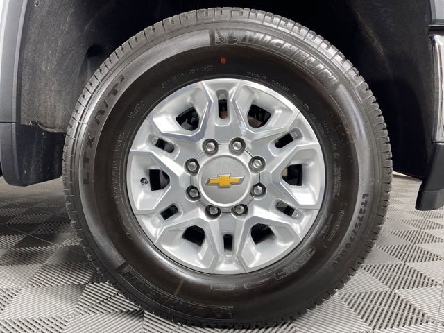 Used 2026 Chevrolet Silverado 2500 LTZ w/ LTZ Premium Package image 14