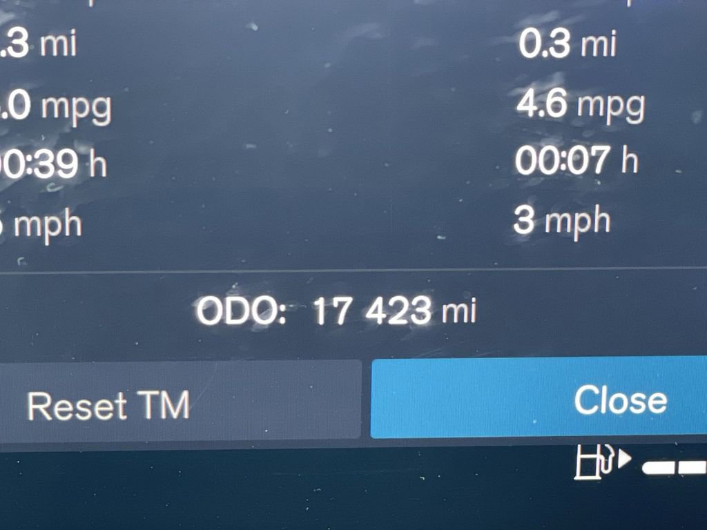 Used 2025 Volvo XC90 B6 Plus image 23