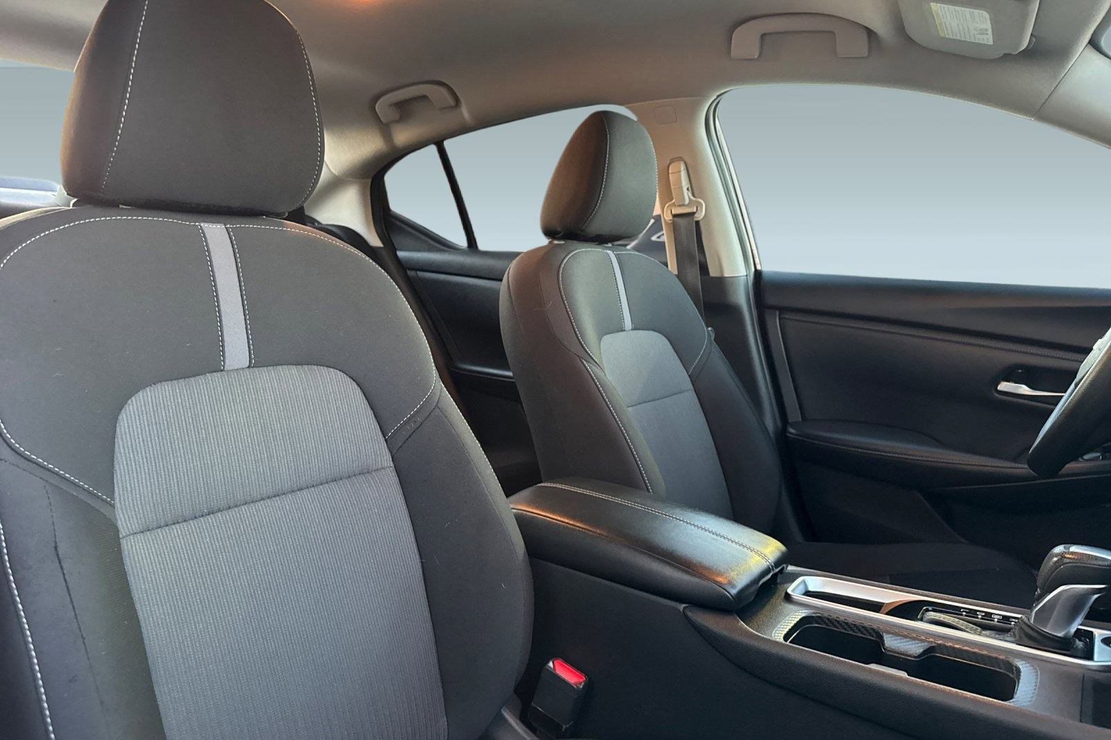 Used 2024 Nissan Sentra SV image 30