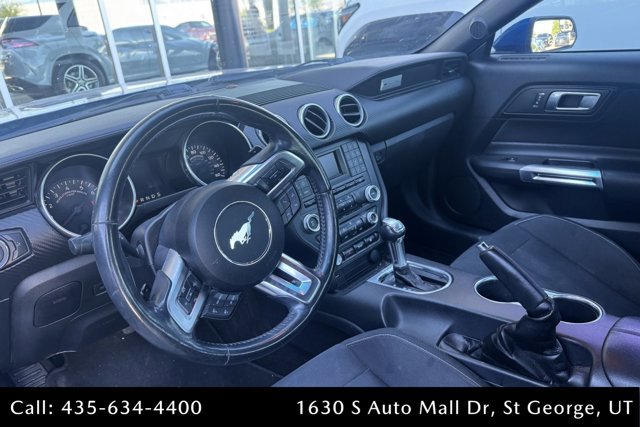 Used 2018 Ford Mustang Coupe image 2