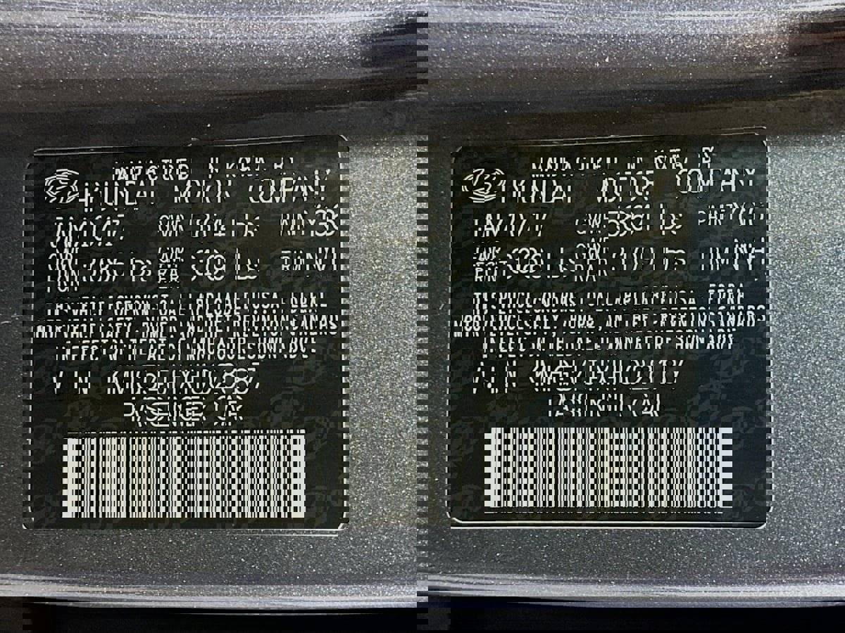 Used 2017 Genesis G90 5.0 Ultimate image 43