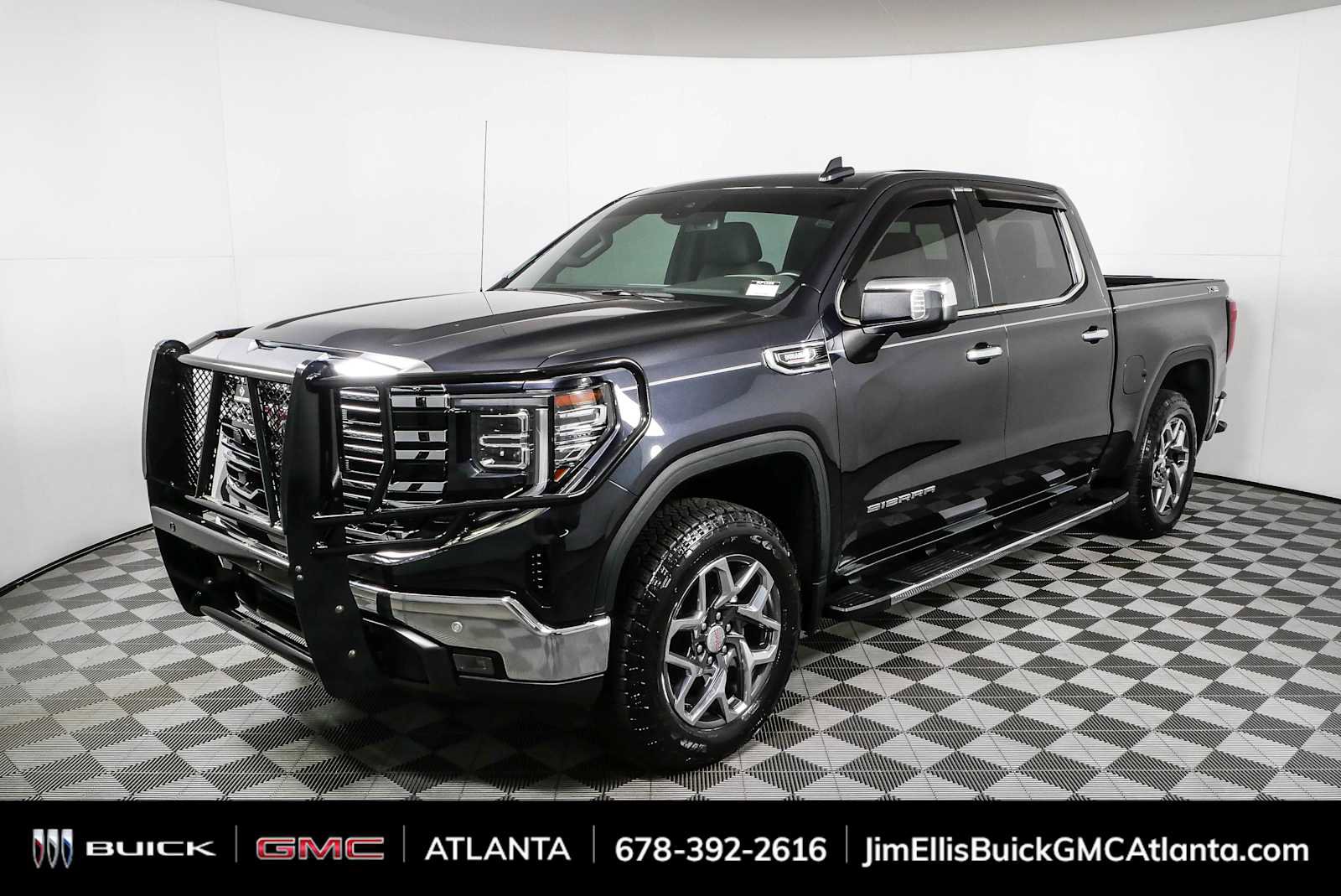 Used 2022 GMC Sierra 1500 SLT w/ SLT Premium Plus Package AWD/4WD image 26
