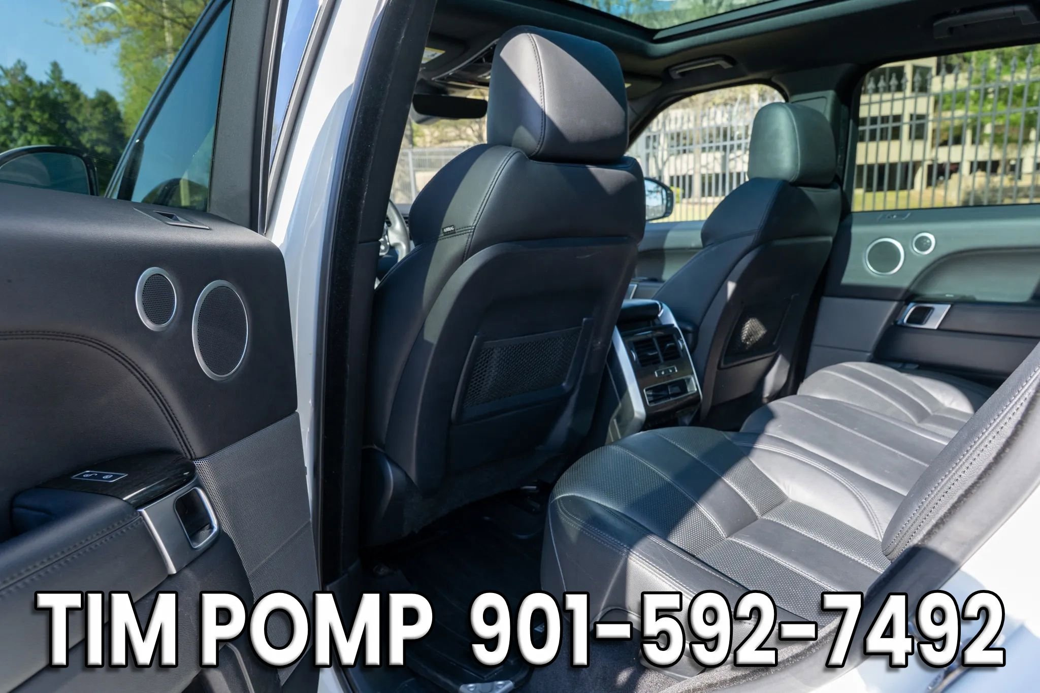 Used 2017 Land Rover Range Rover Sport SE image 13