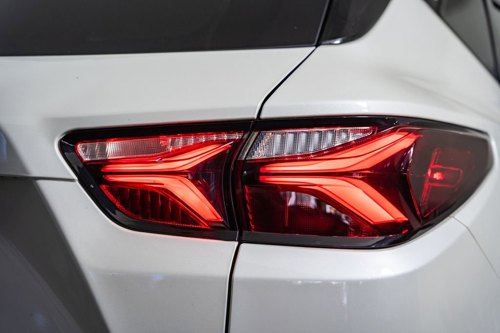 Used 2021 Chevrolet Blazer LT w/ LPO, Floor Liner Package image 8