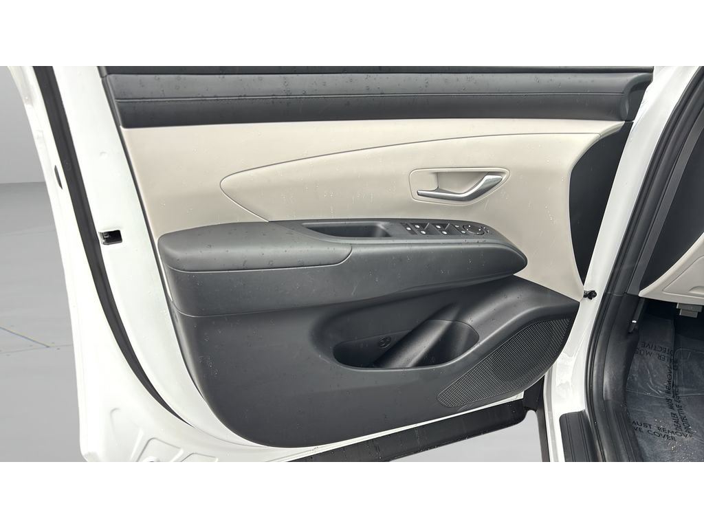 Certified 2025 Hyundai Tucson SE AWD/4WD image 11