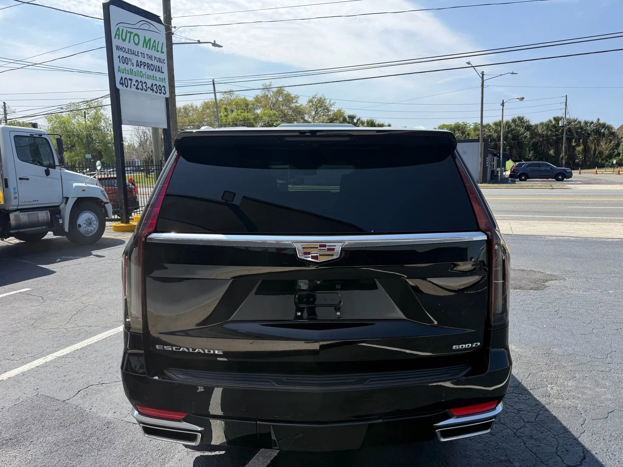 Used 2022 Cadillac Escalade ESV Luxury image 6