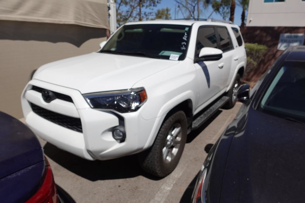 Used 2017 Toyota 4Runner SR5 AWD/4WD image 1