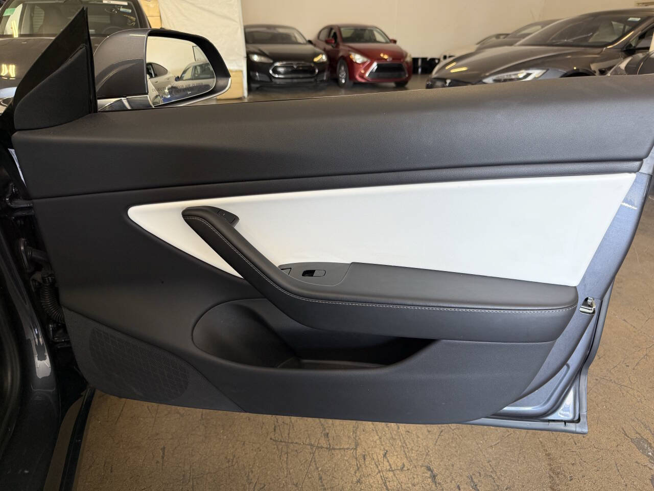 Used 2018 Tesla Model 3 Performance AWD/4WD image 26