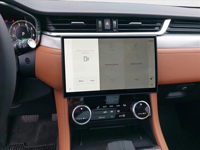 New 2026 Jaguar F-PACE R-Dynamic S image 18