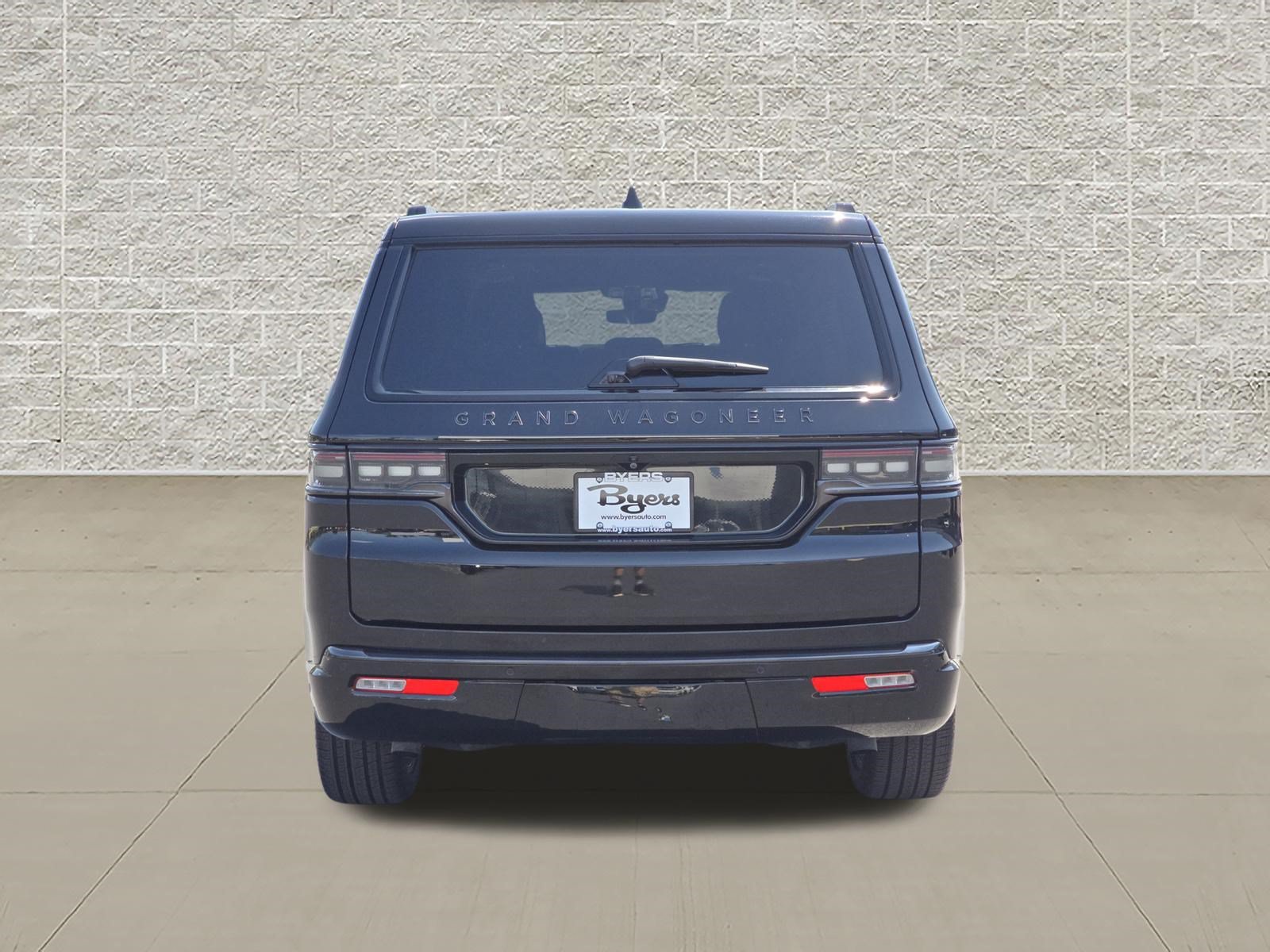 Used 2025 Jeep Grand Wagoneer Series II Obsidian w/ Quick Order Packagew 28T AWD/4WD image 6